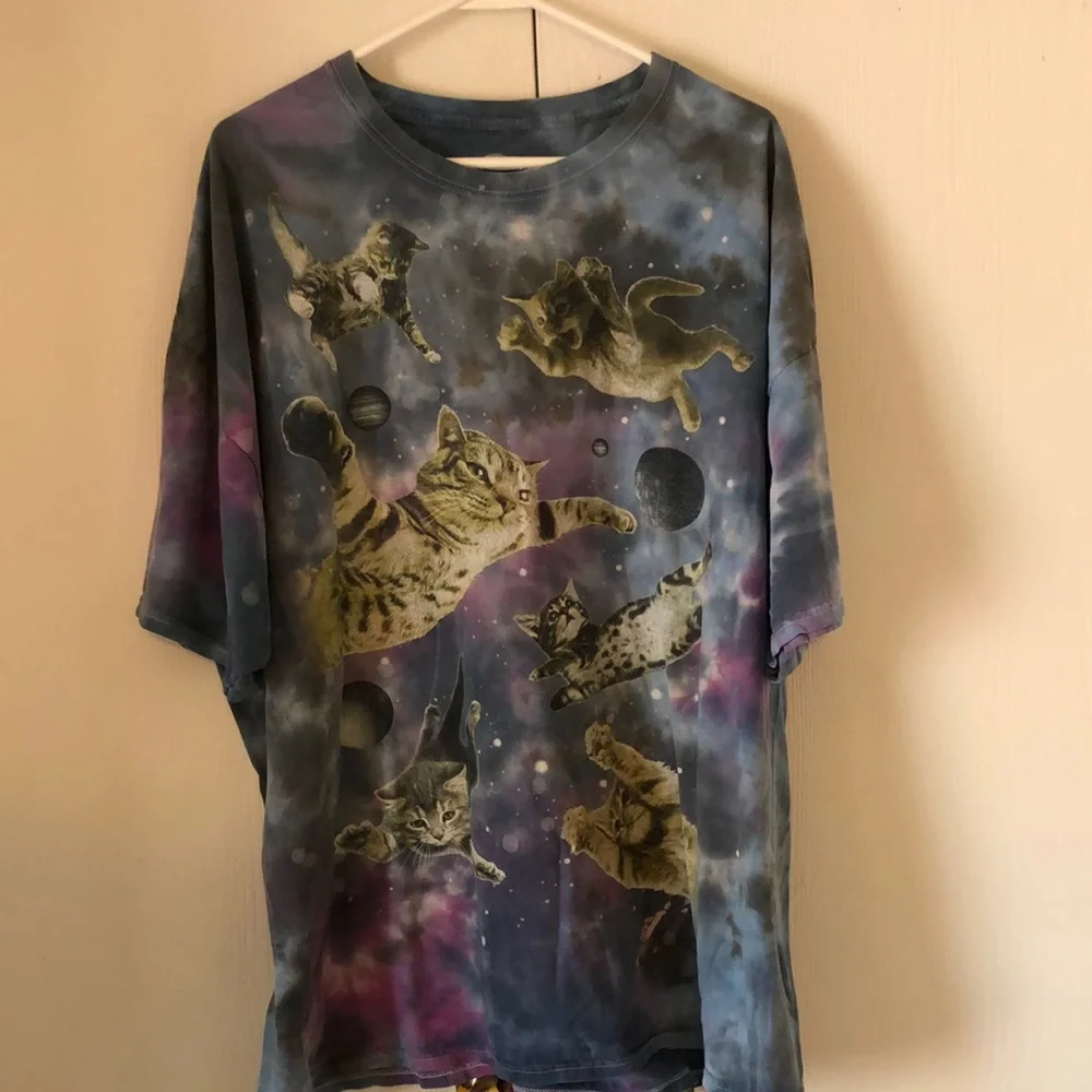 Women’s Dom tie dye Y2k Galaxy Cat T-Shirt - Blue and Purple - Picture 5 of 11